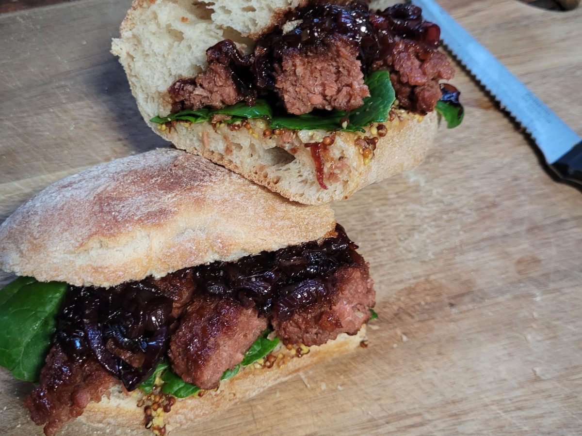 Beyond Burger Sandwich with Onion&nbsp;Chutney